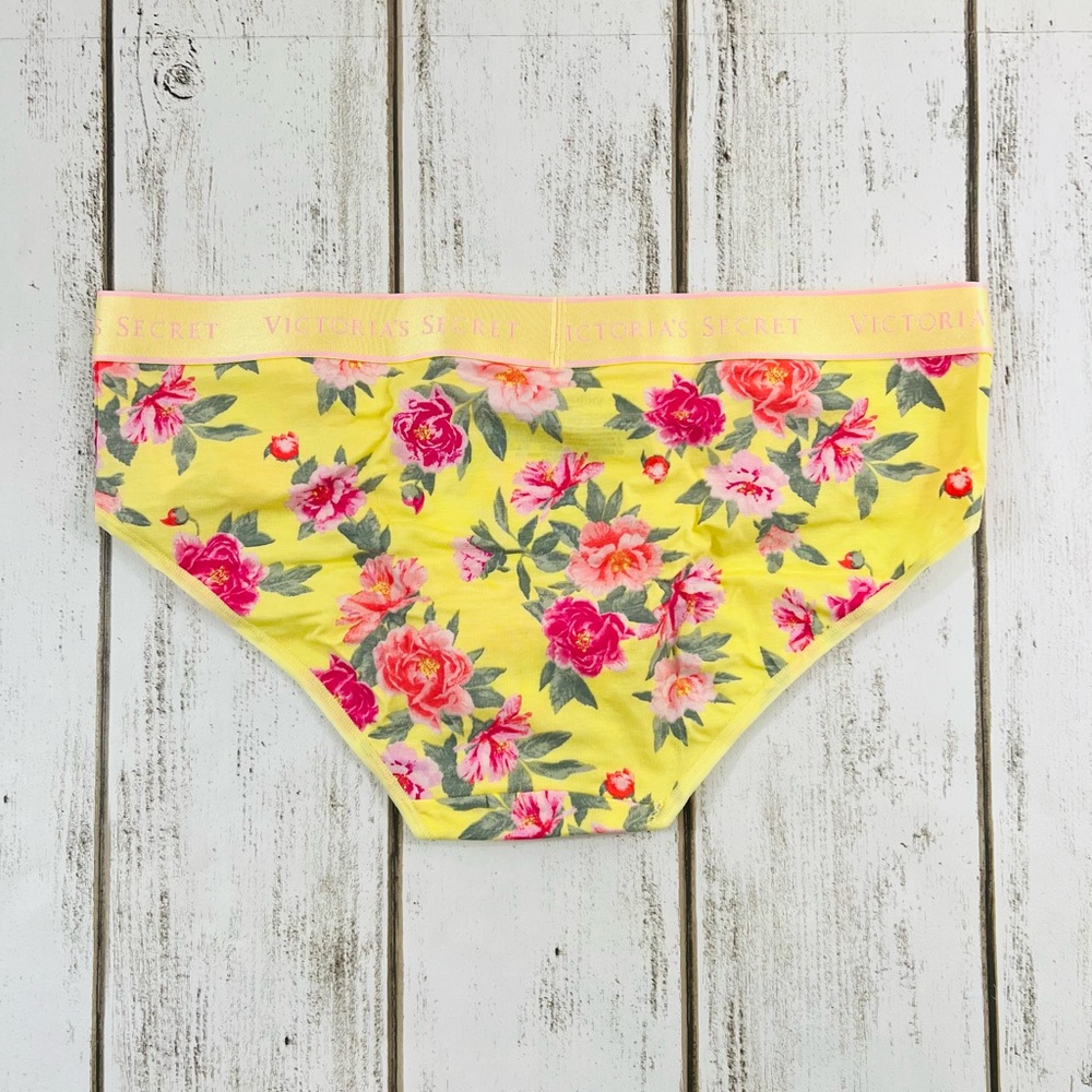 Victoria’s Secret Floral Print Hiphugger Pantie - Picture 4 of 5